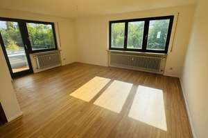 Attraktive 2-Zimmer-Penthouse-Wohnung mit Weitblick – Nähe BOSCH Reutlingen