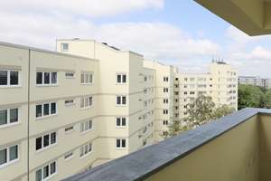 ÜBER DEN DÄCHERN BERLINS - MIT ÜBERDACHTEM BALKON & WEITBLICK - ZUM NEU GESTALTEN – Meller Bogen 12, 13403 Reinickendorf (Ortsteil), Berlin – Vorschaubild 23