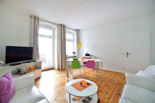 Attraktive Altbau Maisonette Mitten Im Crellekiez