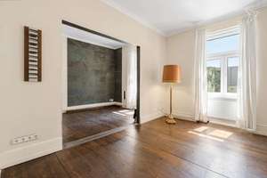 FRANKFURTS LIEBLINGSVIERTEL 🩵 Helle 3-Zimmer-Altbauwohnung mit 3,20m hohen Decken in Sachsenhausen! – Die vollständige Adresse der Immobilie erhältst du vom Anbieter., 60594 Sachsenhausen-Nord, Frankfurt am Main – Vorschaubild 2
