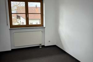 Sehr schöne Doppelhaushälfte, idealer Grundriss, Garten, zentrumsnahe und ruhige Lage in Buchloe – Die vollständige Adresse der Immobilie erhältst du vom Anbieter., 86807 Buchloe – Vorschaubild 16