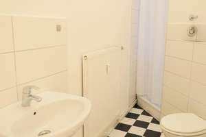 Provisionsfrei - gepflegte, helle Altbauwohnung in Nord-Neukölln – Die vollständige Adresse der Immobilie erhältst du vom Anbieter., 12051 Neukölln (Ortsteil), Berlin – Vorschaubild 18