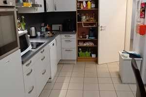 Gepflegtes 10-Zimmer-Haus mit Einbauküchen im 1.+2. OG in Oststadt, Karlsruhe – Dunantstr. 4d, 76131 Karlsruhe – Vorschaubild 13