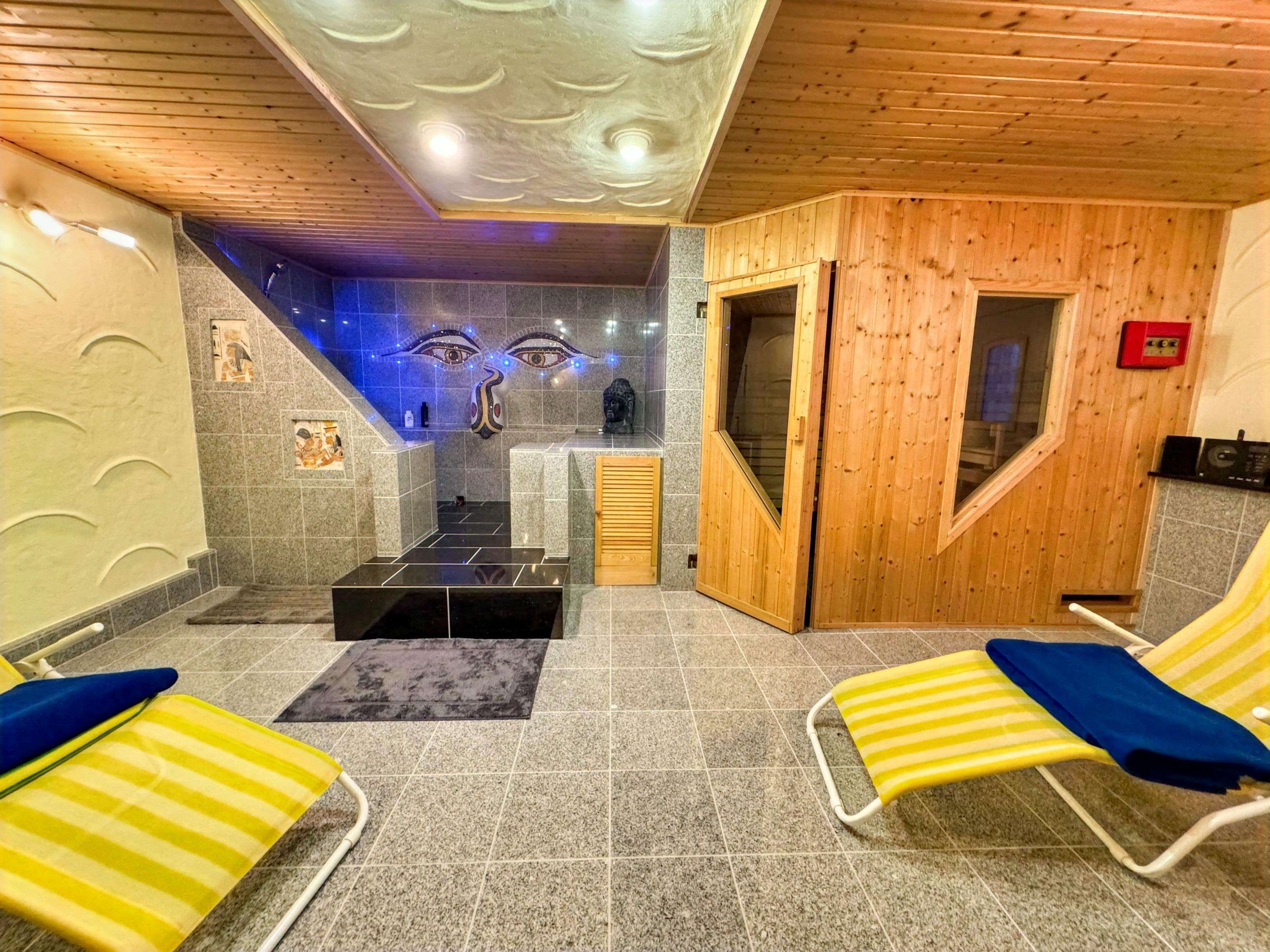 Immobilie in Bell - Maritimer Wohntraum mit Wellnessoase Innen & Außen - Bild 9