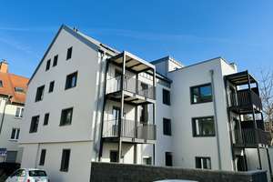 Geschmackvolle 2-Zimmer-Wohnung mit geh. Innenausstattung und Balkon