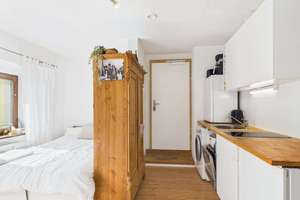 Charmante 1-Zimmer-Altstadtwohnung! – Die vollständige Adresse der Immobilie erhältst du vom Anbieter., 93047 Innenstadt, Regensburg – Vorschaubild 4