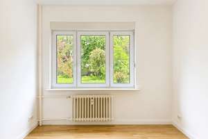 Bezugsfreie 3-Zimmer Wohnung mit großem Sonnenbalkon in ruhiger Wohnlage – Landhausstraße 40, 10717 Wilmersdorf, Berlin – Vorschaubild 3