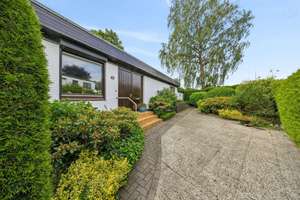 Erbbaurecht - Traumhafter Bungalow (Reihenendhaus) mit toll angelegtem Garten – Die vollständige Adresse der Immobilie erhältst du vom Anbieter., 22523 Eidelstedt, Hamburg – Vorschaubild 2