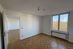 2-Zimmer-Wohnung mit Balkon in München Bogenhausen – An der Tuchbleiche 2, 81927 Oberföhring, München – Vorschaubild 4