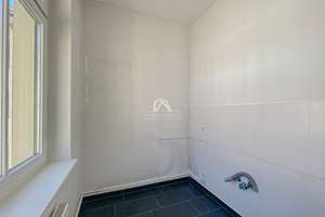 TOP-LAGE IM PRENZLAUER BERG! RENOVIERTE UND KLASSISCHE ALTBAUWOHNUNG! PROVISIONSFREI! – Schönhauser Allee 103, 10439 Prenzlauer Berg, Berlin – Vorschaubild 7