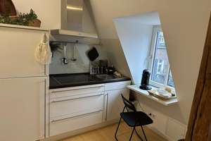 Charmante 2-Zimmer Wohnung in einer schönen Altbauwohnung im Herzen von Sülz – Die vollständige Adresse der Immobilie erhältst du vom Anbieter., 50939 Klettenberg, Köln – Vorschaubild 17