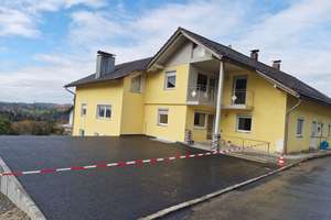 Neuwertiges 10-Zimmer Haus in Thyrnau mit 300 m² Wohnfläche – Alte Straße 10, 94136 Thyrnau – Vorschaubild 1