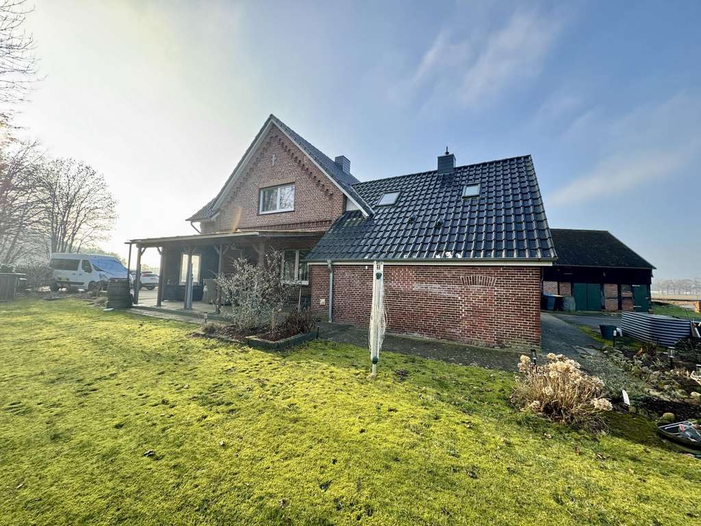 Immobilie in Wietmarschen - Großzügiges Wohnhaus in idyllischer Kanallage von Wietmarschen
 - Bild 2