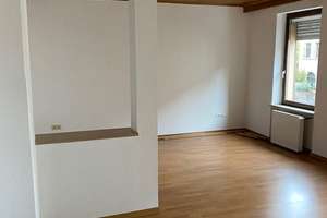 Gepflegte Wohnung mit viereinhalb Zimmern in Fürth, WG geeignet – Leyherstr. 53, 90763 Südstadt Industriegebiet, Fürth – Vorschaubild 4