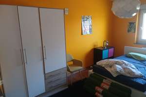 1  Zimmer u. 1 Bad an Studenten/in zu vermieten – Merkenicher Hauptstraße 55, 50769 Merkenich, Köln – Vorschaubild 2