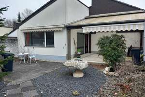 Gepflegtes Reihenmittelhaus in Bonn-Tannenbusch mit Garage – Die vollständige Adresse der Immobilie erhältst du vom Anbieter., 53119 Tannenbusch, Bonn – Vorschaubild 3