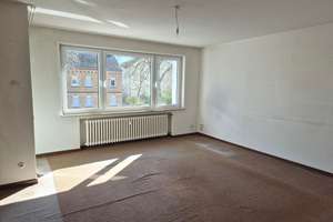 Großzügige 4-Zimmerwohnung mit Balkon in begehrter Wohnlage von Bonn-Röttgen! – Die vollständige Adresse der Immobilie erhältst du vom Anbieter., 53125 Röttgen, Bonn – Vorschaubild 11