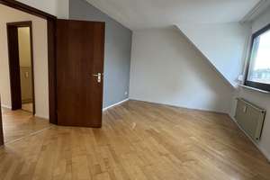 Charmante 2 Zimmer Dachgeschosswohnung mit Küche, Bad, Keller und Balkon – 67063 Nord-Hemshof, Ludwigshafen am Rhein – Vorschaubild 6