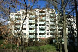 Freie 3,5-Zimmer-Wohnung im 4.OG mit Aufzug, Süd-Balkon und TG-Platz in Degerloch am Ramsbachtal! – Die vollständige Adresse der Immobilie erhältst du vom Anbieter., 70597 Hoffeld, Stuttgart – Vorschaubild 25