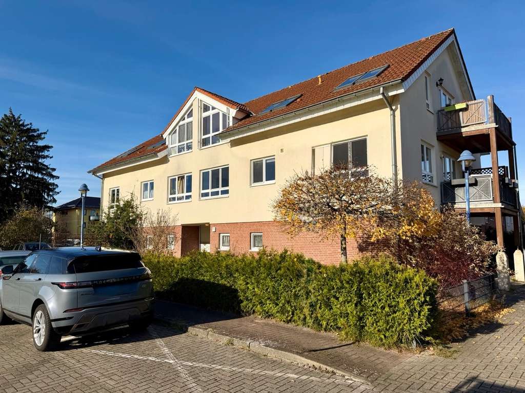 Immobilie in Velten - Frei ab 01.04.2026! 3 Zi.-Eigentumswohnung (WEG) im 1.OG mit Garage und Balkon zu verkaufen! - Bild 3