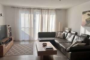 Reihenendhaus mit Garten, Terrasse, Garage und 4 Schlafzimmern 