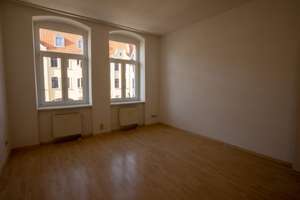 WG-geeignet, Einbauküche & Tageslichtbad mit Wanne – Wolfenbütteler Straße 28, 39112 Sudenburg, Magdeburg – Vorschaubild 2