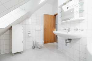 Lichtdurchflutete DG-Maisonette mit sonniger Dachterrasse – Berlin – Vorschaubild 20