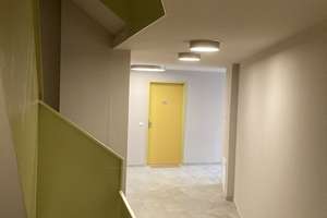 Helle 4 Zimmer Helle 4 Zimmer  Wohnung - Loggia mit Ausblick über ruhigen grünen Innenhof – Watzmannstraße 4, 81541 Obergiesing, München – Vorschaubild 15