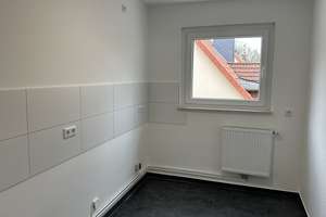 HANNOVER-ZENTRUM: NEU SANIERTE 3-Zimmer-Wohnung im 3.OG mit BALKON, NÄHE AEGI+MASCHSEE – Senior-Blumenberg-Gang 2, 30159 Mitte (Ortsteil), Hannover – Vorschaubild 15
