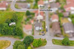 Familientraum mit großzügigem Grundriss und modernem Wohnkomfort – Die vollständige Adresse der Immobilie erhältst du vom Anbieter., 64658 Fürth – Vorschaubild 4