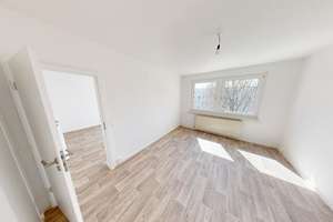 Wunderschöne Balkonwohnung mit Blick ins Grüne – L.-Ebersberger-Str. 15, 9127 Gablenz, Chemnitz – Vorschaubild 5