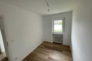 Sonnenverwöhnte sanierte 2-Zimmerwohnung mit KFZ-Stellplatz – Wiesbaden – Vorschaubild 5