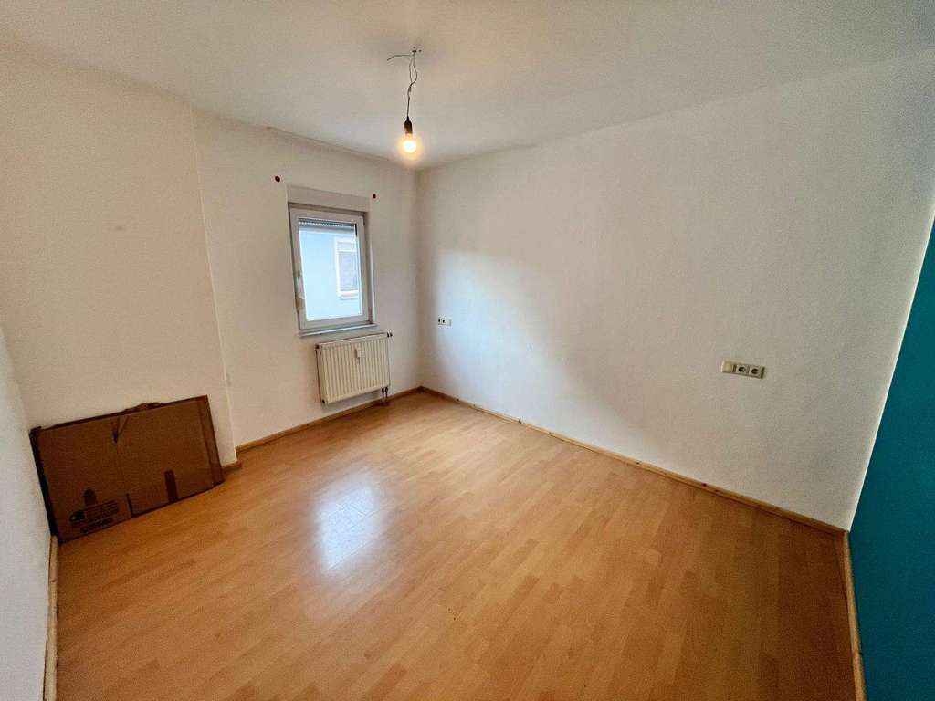 Immobilie in Reichenbach an der Fils - Ihre Kapitalanlage: 2-Zimmer-Wohnung inkl. Garagenstellplatz - Bild 2