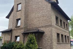 Gelsenkirchen-Hessler: Erstbezug nach Komplettrenovierung...mit ausgebautem Spitzboden (Nutzfläche)