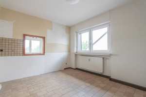 Attraktives Dreifamilienhaus in ruhiger Lage von Kleinenbroich – Neuss (Rhein-Kreis) – Vorschaubild 6