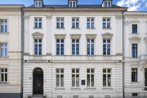 Altbau trifft Elblage – stilvoll saniert & ein traumhafter Südgarten – Die vollständige Adresse der Immobilie erhältst du vom Anbieter., 22765 Ottensen, Hamburg – Vorschaubild 1