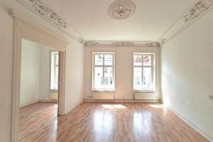 Eindrucksvolles Wohn- & Geschäftshaus mit 7 WE (6 frei verfügbar) und 1 GE in bester Altstadtlage! – Die vollständige Adresse der Immobilie erhältst du vom Anbieter., 23552 Innenstadt, Lübeck – Vorschaubild 4