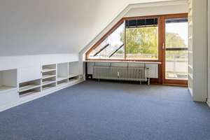 Ruhige Dachgeschosswohnung mit zwei Balkonen und viel Privatsphäre – 23562 Sankt Jürgen, Lübeck – Vorschaubild 8