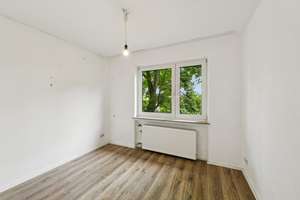 ! Über den Dächern von Dottendorf ! Charmantes Zuhause mit großem Entwicklungspotenzial – 53129 Dottendorf, Bonn – Vorschaubild 5