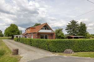 Ruhige Alleinlage in Blomberg – Wohnhaus mit Potenzial und Weideland – Die vollständige Adresse der Immobilie erhältst du vom Anbieter., 26487 Blomberg – Vorschaubild 6
