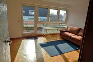 Exklusive 2-Zimmer-Penthouse-Wohnung mit großzügiger Dachterrasse in Augsburg-Hochzoll ca. 70 m² 