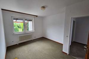 Verstecktes Gartenjuwel in Mainz-Lerchenberg – gepflegter Bungalow, voll unterkellert – Die vollständige Adresse der Immobilie erhältst du vom Anbieter., 55127 Lerchenberg, Mainz – Vorschaubild 6