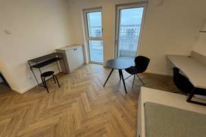 Modernes möbliertes Studio-Apartment mit Balkon!!!! – Glienicker Weg 136, 12489 Adlershof, Berlin – Vorschaubild 1