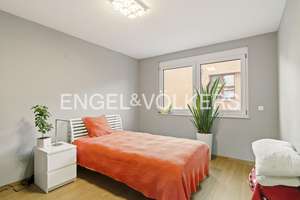 Moderne Doppelhaushälfte mit viel Platz, Garten und zwei Terrassen – familienfreundlich und energ... – Die vollständige Adresse der Immobilie erhältst du vom Anbieter., 60488 Hausen, Frankfurt am Main – Vorschaubild 8