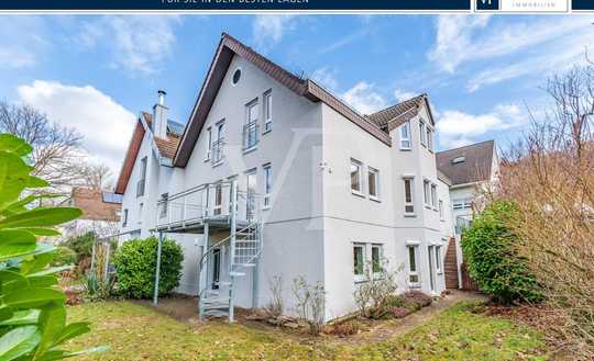Platz für die Familie - Einfamilienhaus mit Einliegerwohnung, 
 Sauna und modernem Wohlfühlambiente