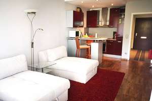 All-Inclusive Wohnen mit Balkon in München-Laim – Die vollständige Adresse der Immobilie erhältst du vom Anbieter., 80687 St. Ulrich, München – Vorschaubild 1