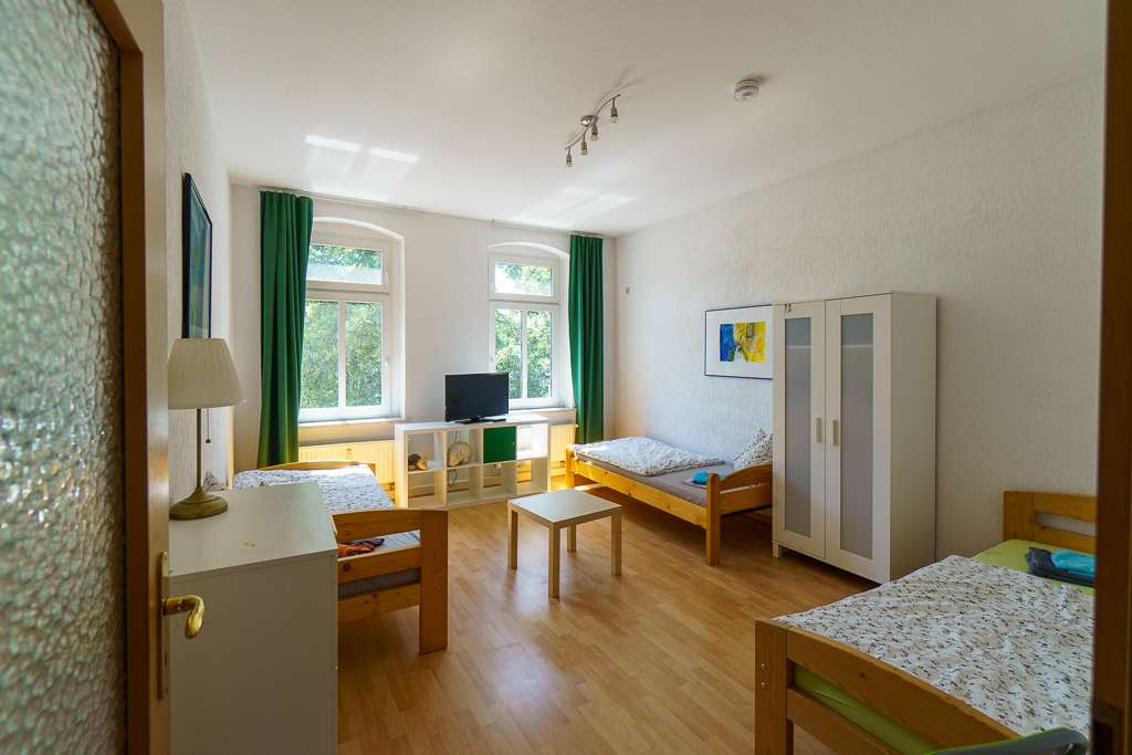 Immobilie in Chemnitz - Attraktive 90 qm 3-Zimmer-Wohnung in Chemnitz bezugsfertig oder vermietbar - Bild 3