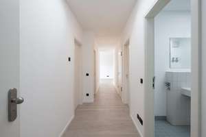 Penthouseleben über den Dächern von Wilmersdorf – 3,5 Zimmer mit drei Terrassen – Die vollständige Adresse der Immobilie erhältst du vom Anbieter., 10715 Wilmersdorf, Berlin – Vorschaubild 13