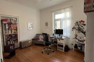 Charmante 4-Zimmer-Altbau-Wohnung mit Balkon und Erkerzimmer in der Azenbergstraße – Die vollständige Adresse der Immobilie erhältst du vom Anbieter., 70174 Relenberg, Stuttgart – Vorschaubild 10
