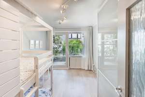 Großzügige Gartenwohnung in begehrter Lage mit idealem Grundriss – Die vollständige Adresse der Immobilie erhältst du vom Anbieter., 81476 Forstenried, München – Vorschaubild 5
